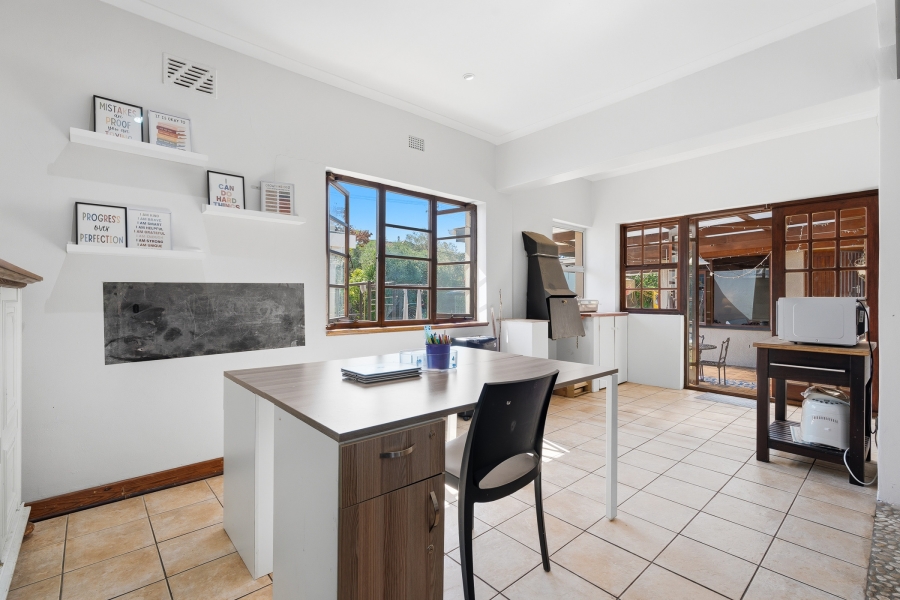 3 Bedroom Property for Sale in Pinelands Western Cape